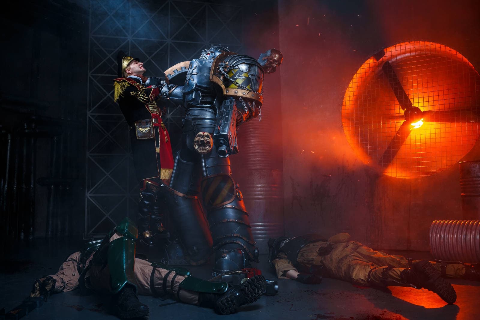 Imperial Guardsman fighting a Chaos Space Marine