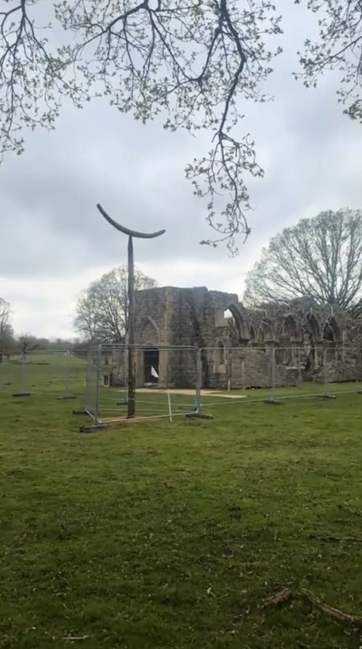 Elden Ring film set construction: Statue base and architecture