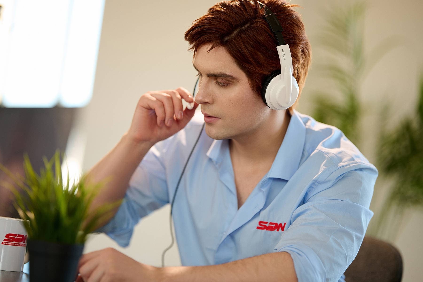 Cosplayer GraysonFin as Robert Robertson