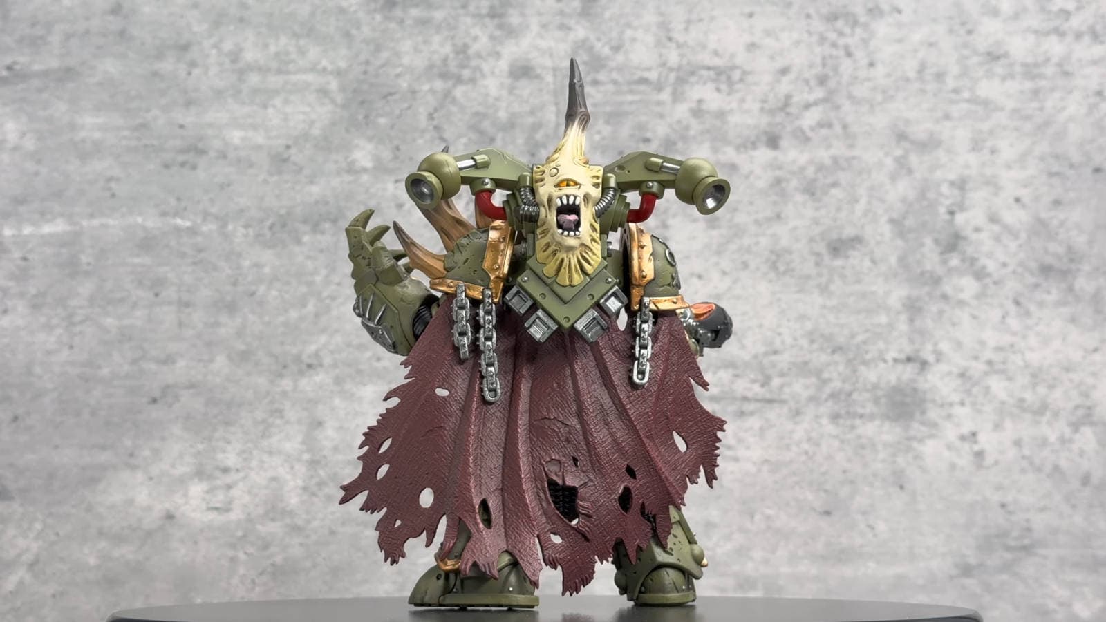 Права на изображения принадлежат Games Workshop и JoyToy