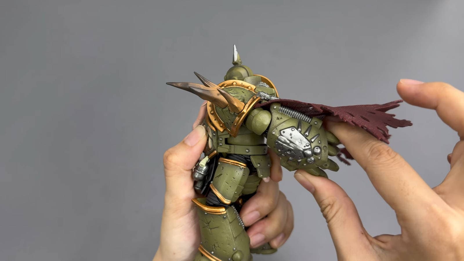 Права на изображения принадлежат Games Workshop и JoyToy