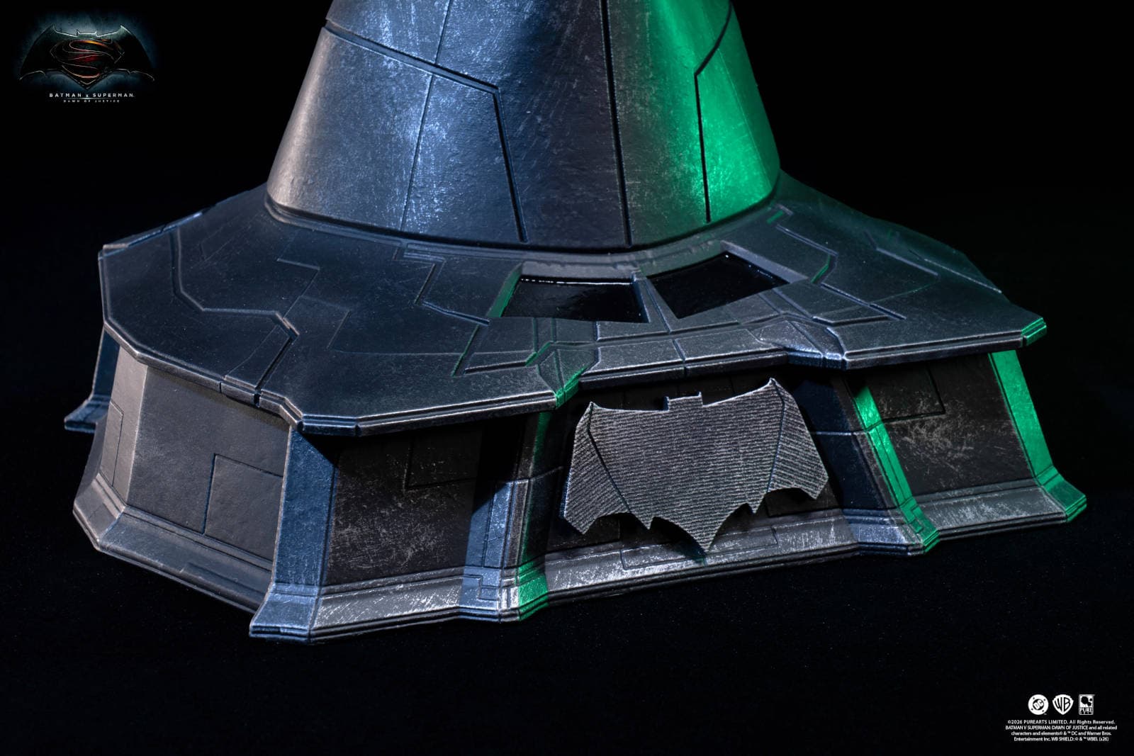 Права на изображения принадлежат DC Comics, Warner Bros Entertainement Inc. и PureArts