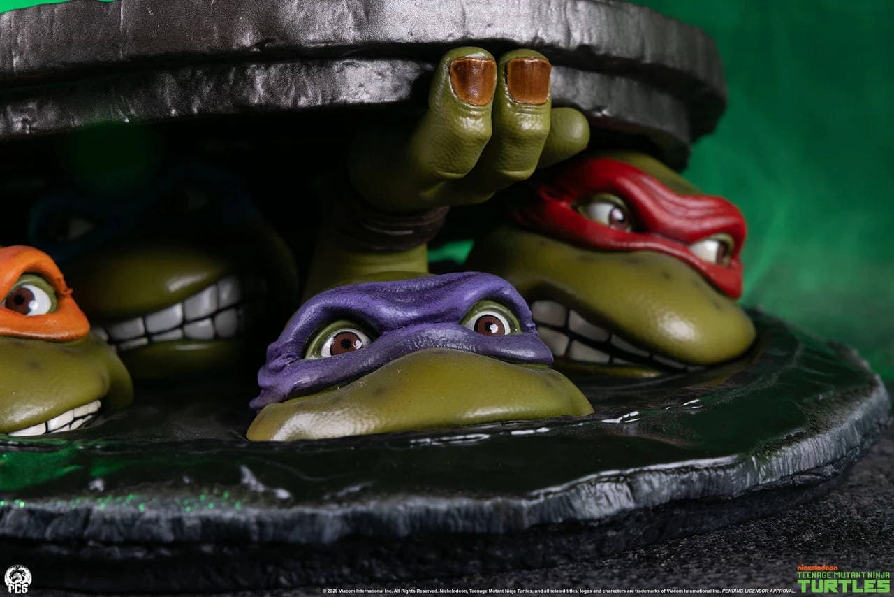 Права на изображения принадлежат Viacom International Inc., Nickelodeon и Premium Collectibles Studio