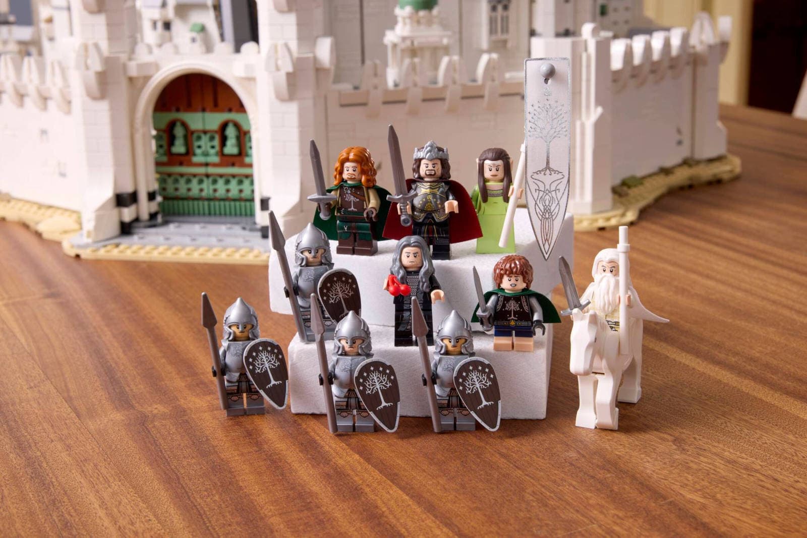 Права на изображения принадлежат LEGO Group и Warner Bros.