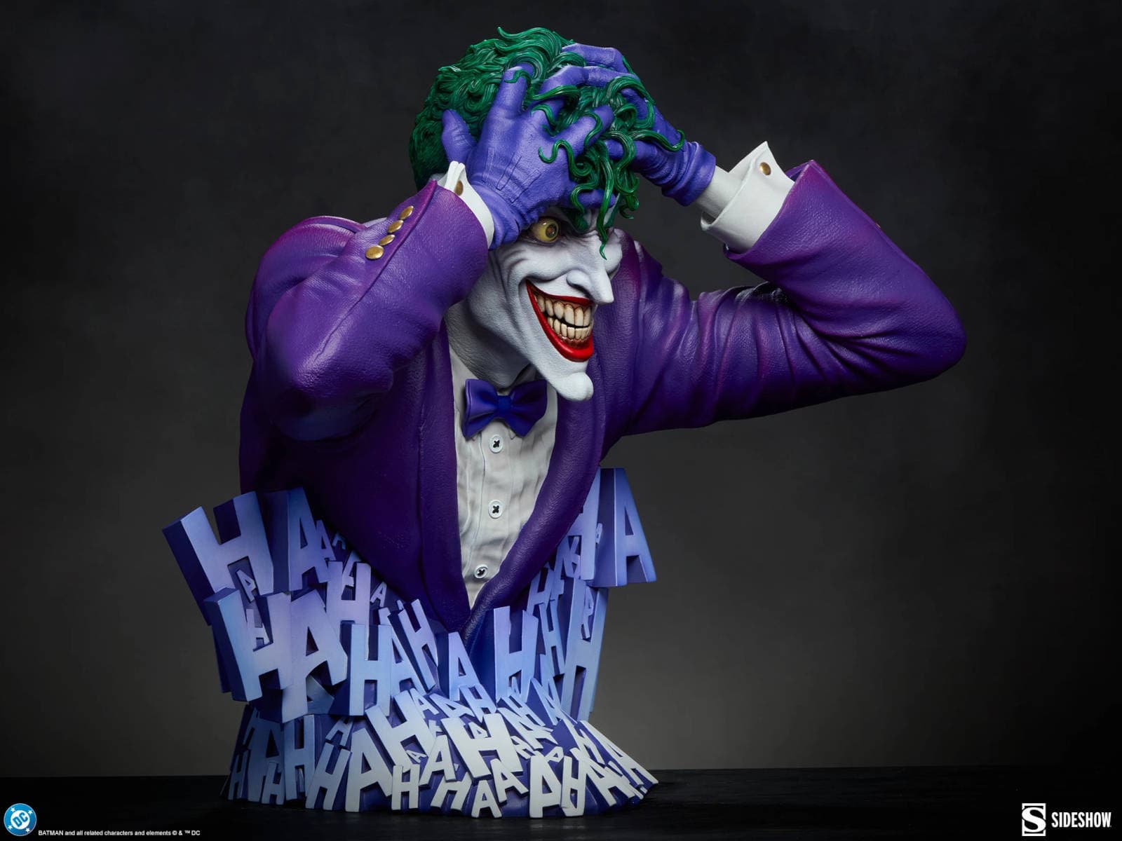 Права на изображения принадлежат DC, Warner Bros. Entertainment Inc. и Sideshow Collectibles