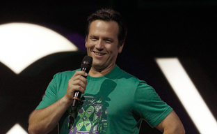 Фил Спенсер рассказал, как случайно стал сотрудником Microsoft и фармил лут в ММО на работе