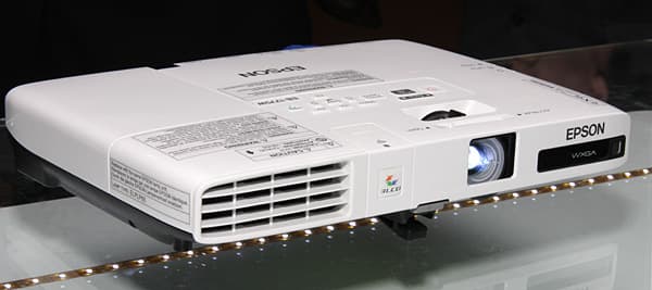 Проектор Epson EB-1775W Проектор Epson EB-1775W