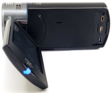 Видеокамера Samsung HMX-Q20