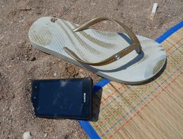 Обзор коммуникатора Sony Xperia go