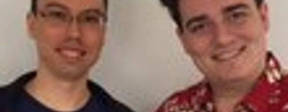 Палмер Лаки лично доставил первый шлем Oculus Rift в гавайской рубашке и вьетнамках... на Аляску