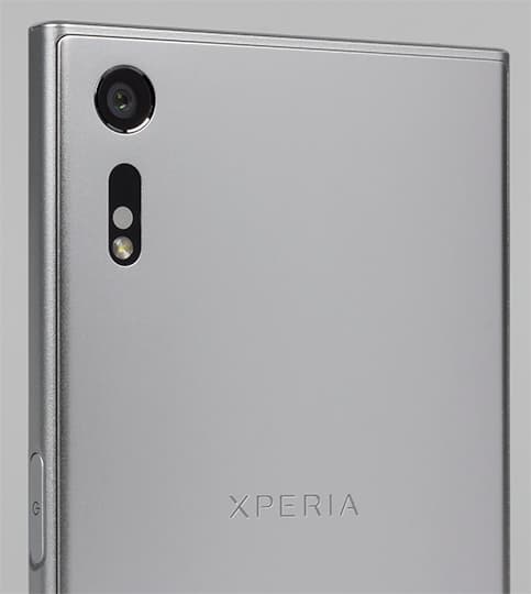 Смартфон Sony Xperia XZ