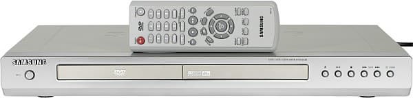 Player & remote control, front view