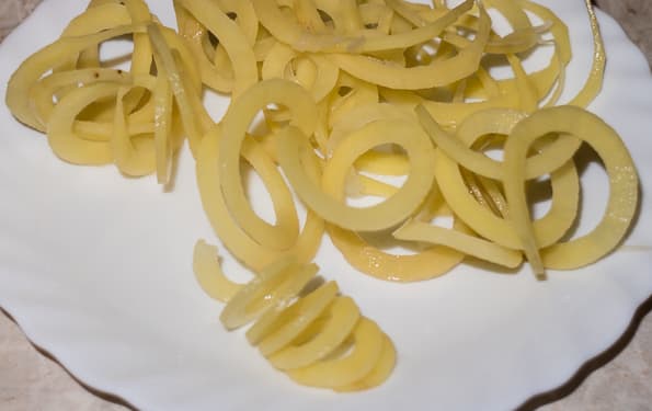 Спиралерезка RawMid Zoodler