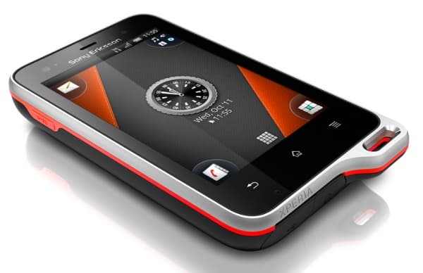 Первый, официально представленный на нашем рынке андроидофон, по-настоящему защищенный от попадания влаги и пыли.