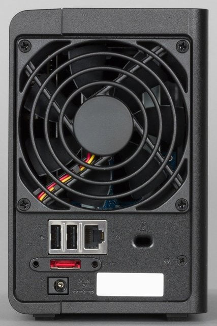 Внешний вид Synology DS216+