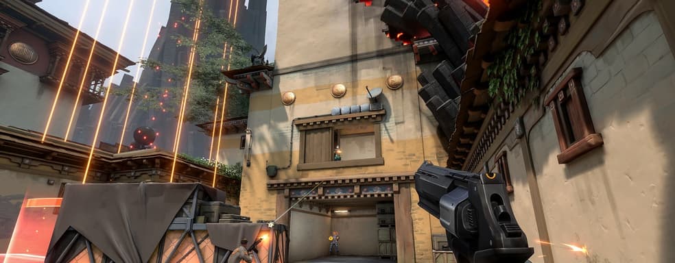 Разработчики Valorant уничтожили профессионалов CS:GO в дружеском матче