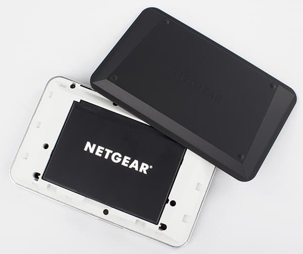 Внешний вид роутера Netgear AirCard 785 Внешний вид роутера Netgear AirCard 785