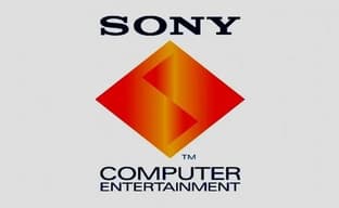 PlayStation 1 запустили на 420-дюймовом телевизоре