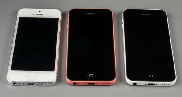 iPhone 5 и два iPhone 5c