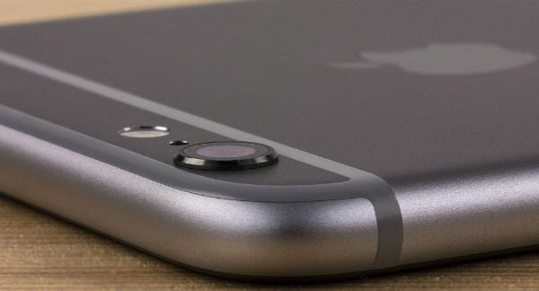 Правая грань iPhone 5c