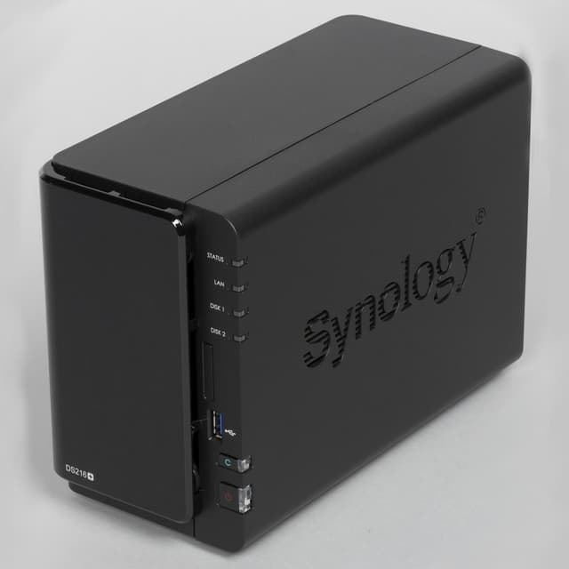 Внешний вид Synology DS216+ Внешний вид Synology DS216+