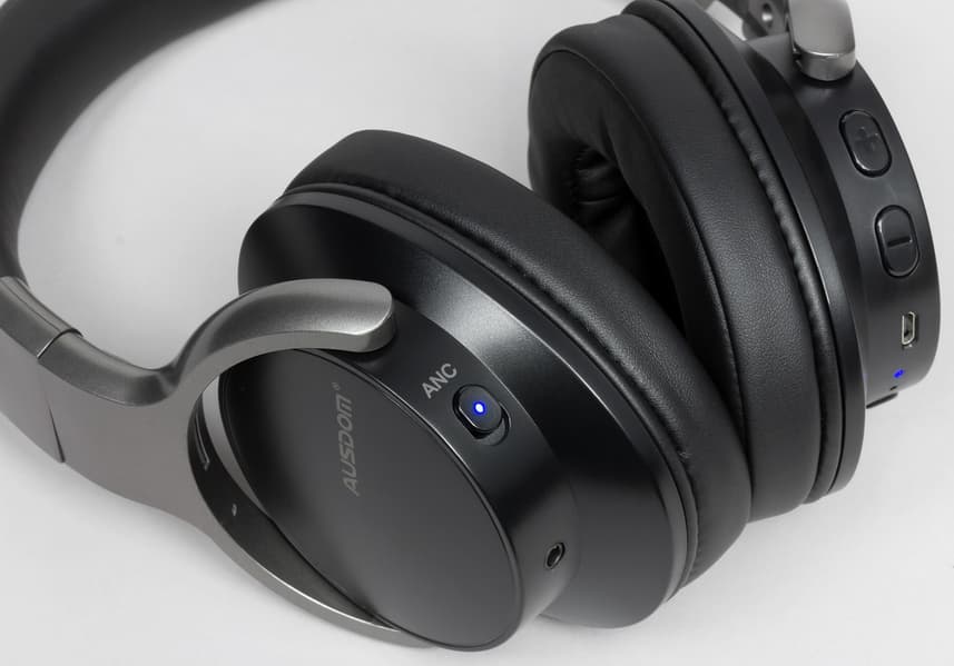 Левая чашка