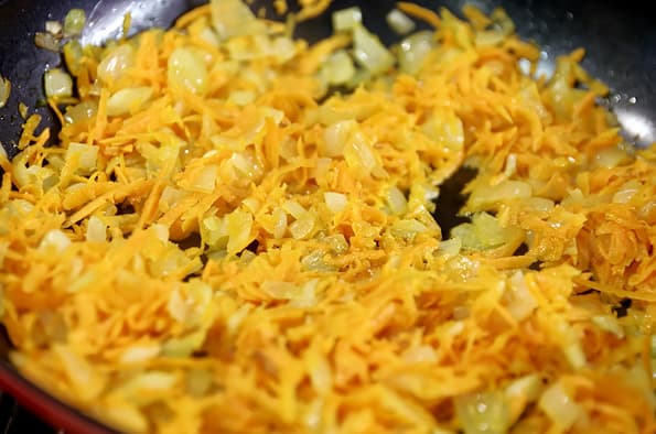 мясорубка Redmond RMG-CBM1225