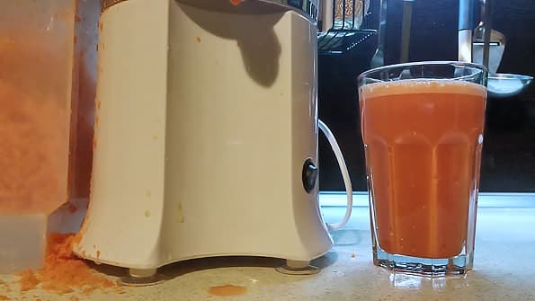 Центробежная соковыжималка Unit UCJ-411