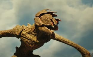 Героиня старается не шуметь в релизном трейлере хоррора A Quiet Place: The Road Ahead