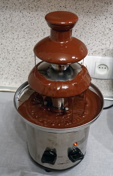 Шоколадный фонтан Clatronic SKB 3248