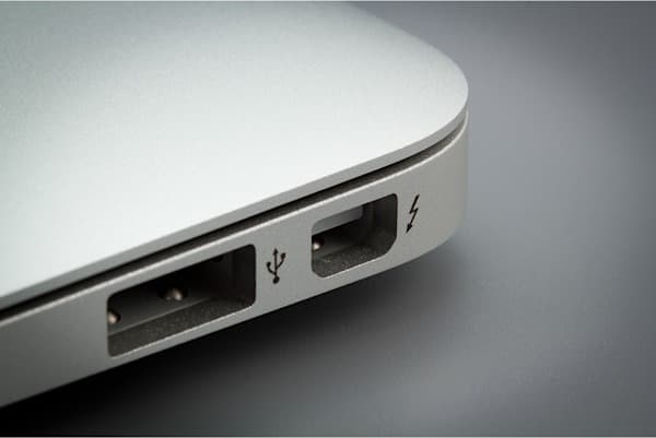 разъемы USB 2.0 и Thunderbolt