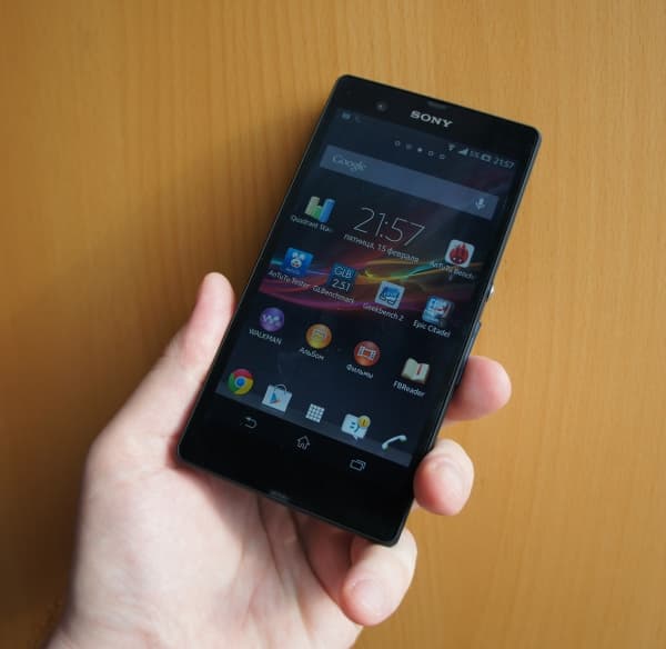 обзор смартфона Sony Xperia Z