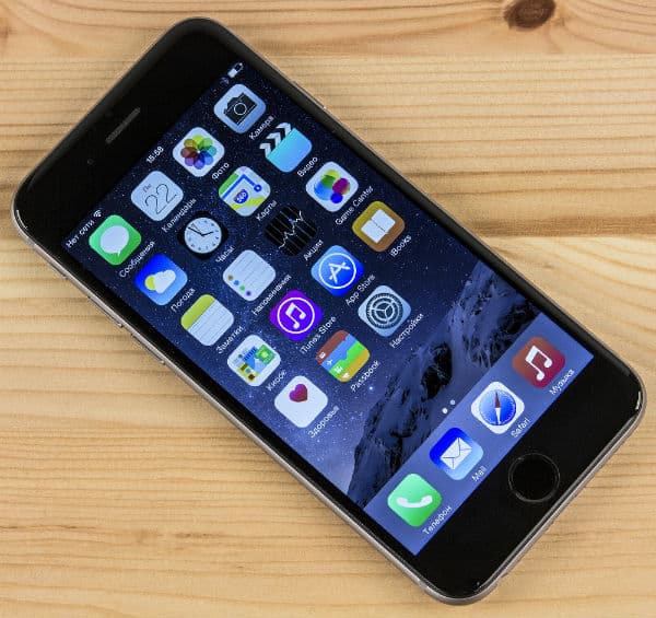 Фронтальная сторона iPhone 5c