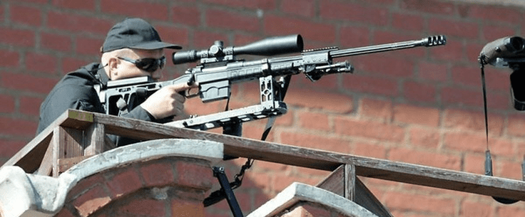 Снайпер ФСО с ORSIS-T5000 на Кремлёвской стене