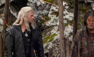 Новый Геральт-Хемсворт, Регис и Золтан из сериала «Ведьмак» от Netflix. Появились фото со съёмочной площадки 4-го сезона