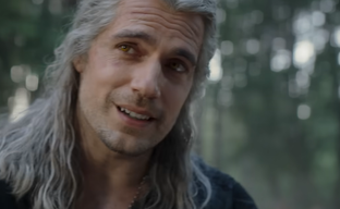 Трейлер третьего сезона «Ведьмака» Netflix закидывают дизлайками. Фанаты прощаются с Генри Кавиллом, игравшим Геральта