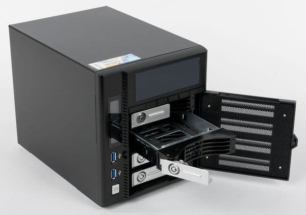 Конструкция Thecus W4000+ Конструкция Thecus W4000+