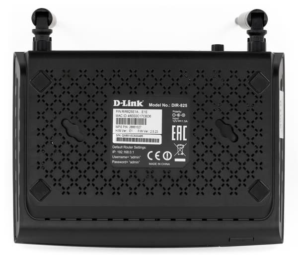 Внешний вид D-Link DIR-825/AC