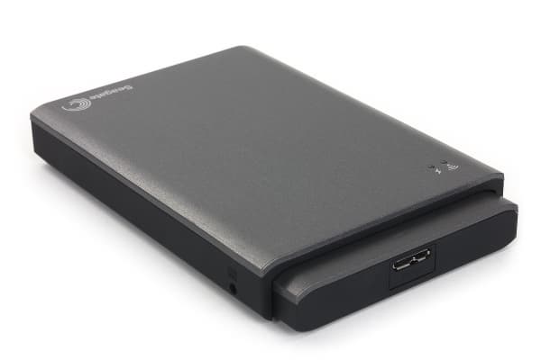Внешний вид Seagate Wireless Plus
