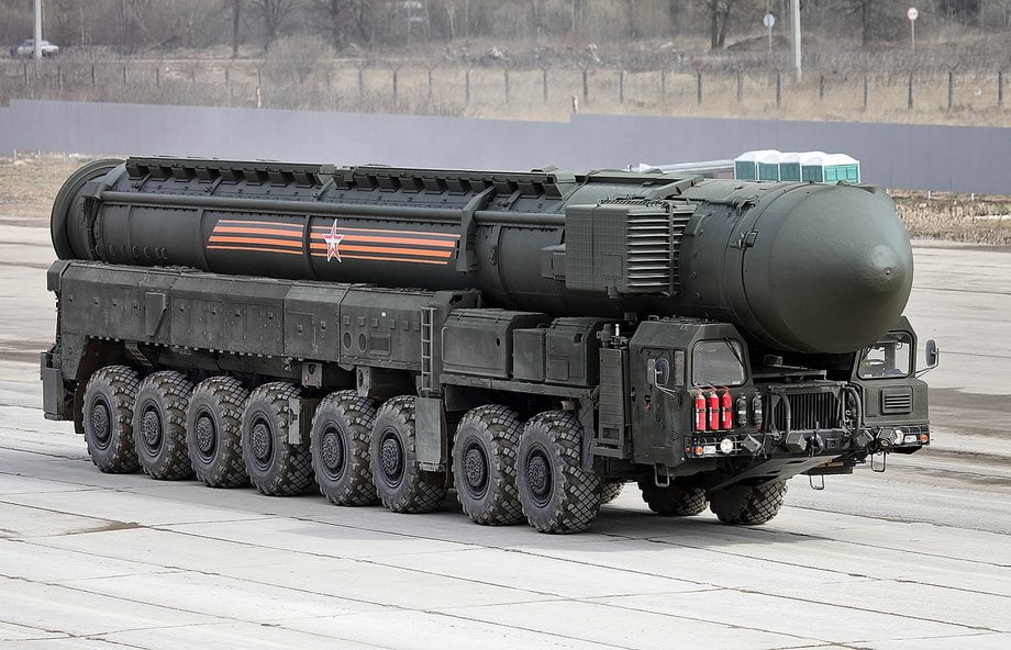 Самоходная пусковая установка (СПУ) 15У175М комплекса РС-24 «Ярс»