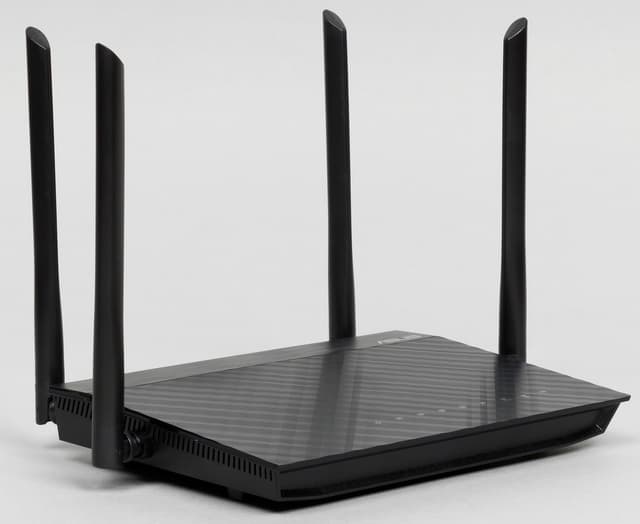Внешний вид Asus RT-AC1200G+