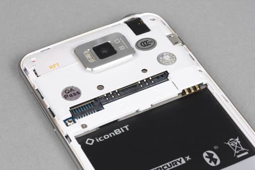 Обзор iconBIT Mercury X. Аккумуляторный отсек