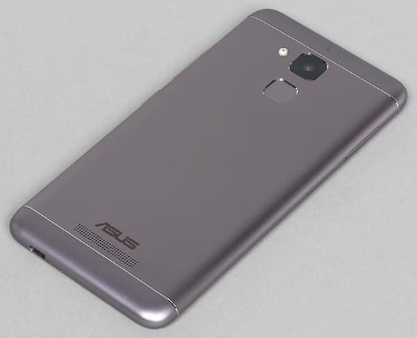 Смартфон Asus Zenfone 3 Max