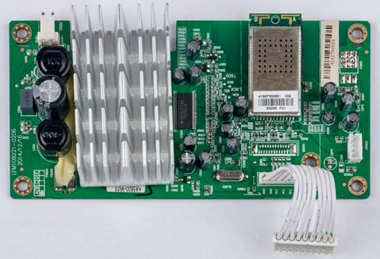 Philips Zenit CSS5530: плата усилителя сабвуфера