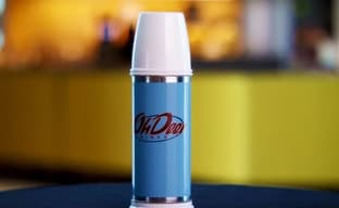 «Самый горячий релиз года». Разработчики Alan Wake 2 представили термос Oh Deer Diner