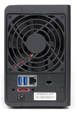 Внешний вид Synology DS214play Внешний вид Synology DS214play