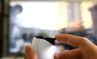 Так работает контроллер PS5 в шутерах.  Адаптивные триггеры DualSense в новой Call of Duty