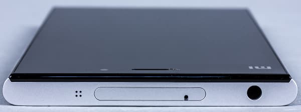 Внешний вид Xiaomi Mi3 Внешний вид Xiaomi Mi3