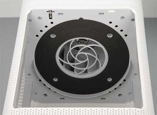 Очиститель воздуха Xiaomi Mi Air Purifier. Отсек фильтров Очиститель воздуха Xiaomi Mi Air Purifier. Отсек фильтров