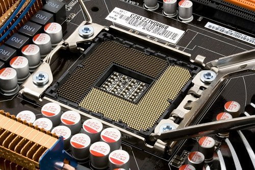 Socket 1366 с открытой крышкой